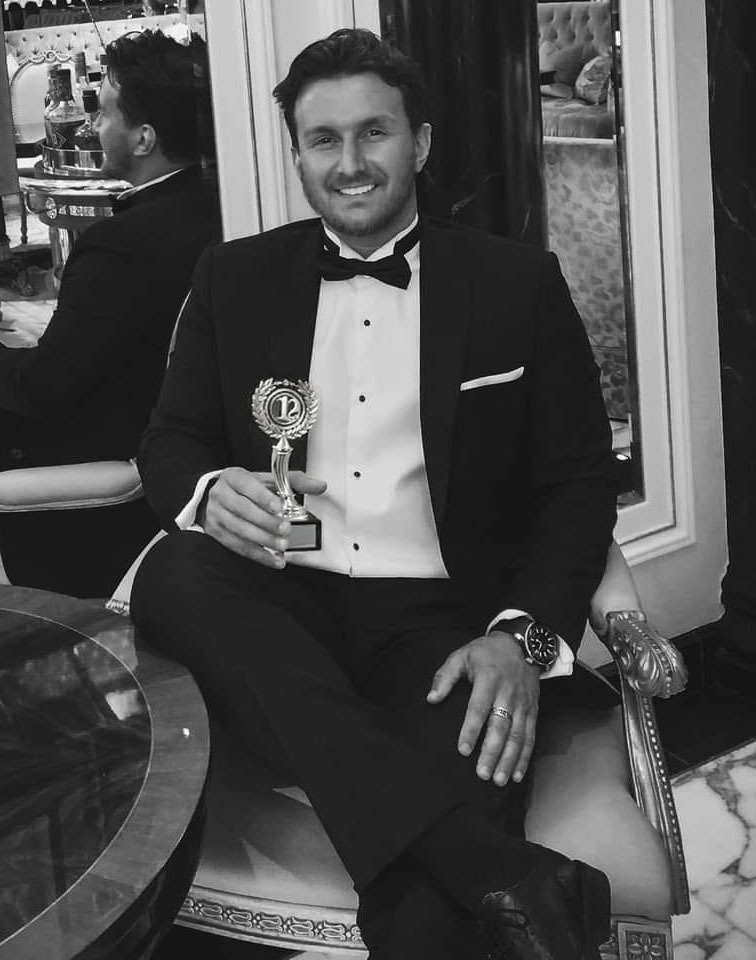 Darre at a business event